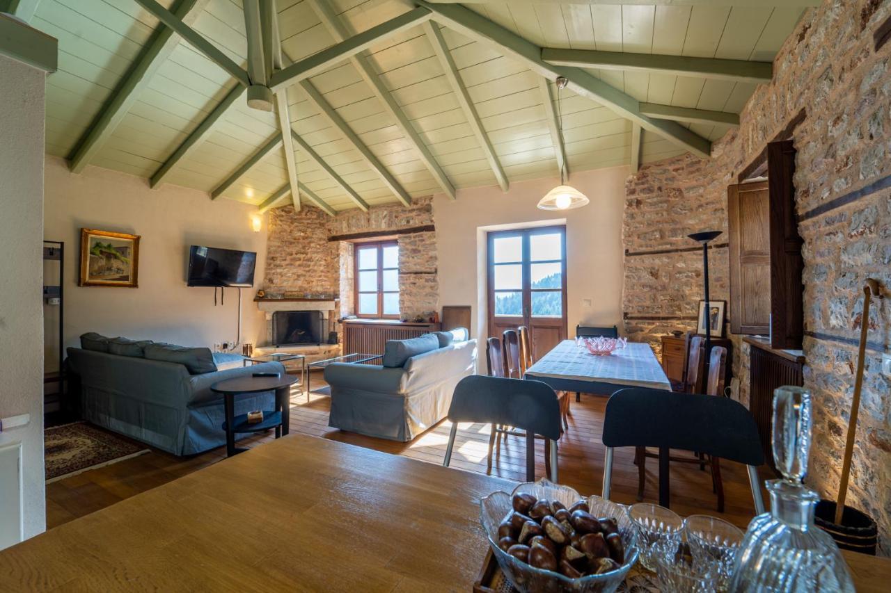 Maisonette Korfes-Κορφές-Μ Δύο Αυτόνομοι Όρoφοι Της Βίλας Κορφές Για Οικογένειες Και Μικρές Παρέες Karpenísion Extérieur photo