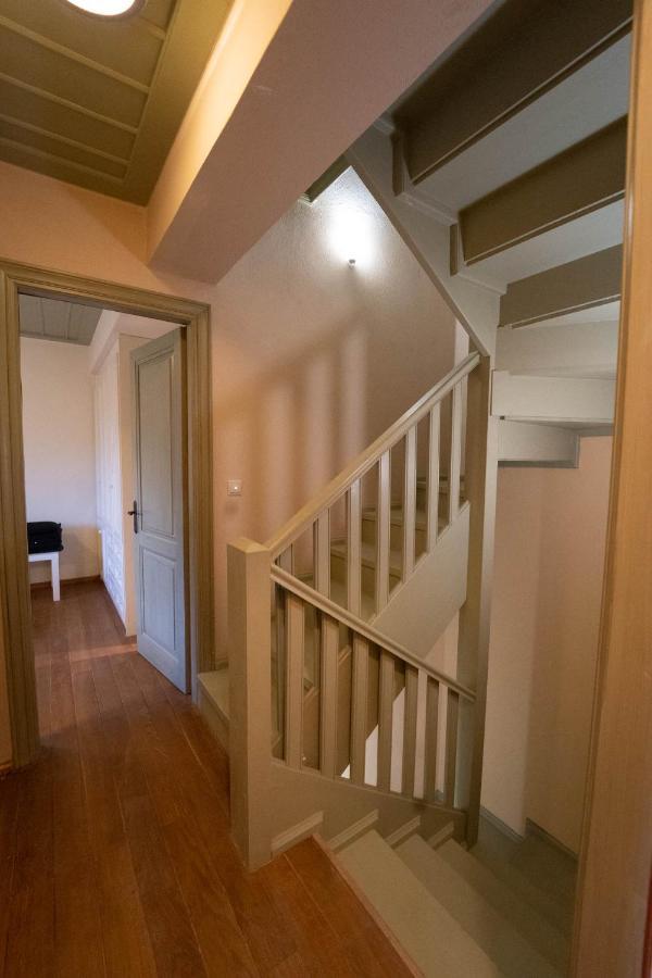 Maisonette Korfes-Κορφές-Μ Δύο Αυτόνομοι Όρoφοι Της Βίλας Κορφές Για Οικογένειες Και Μικρές Παρέες Karpenísion Extérieur photo
