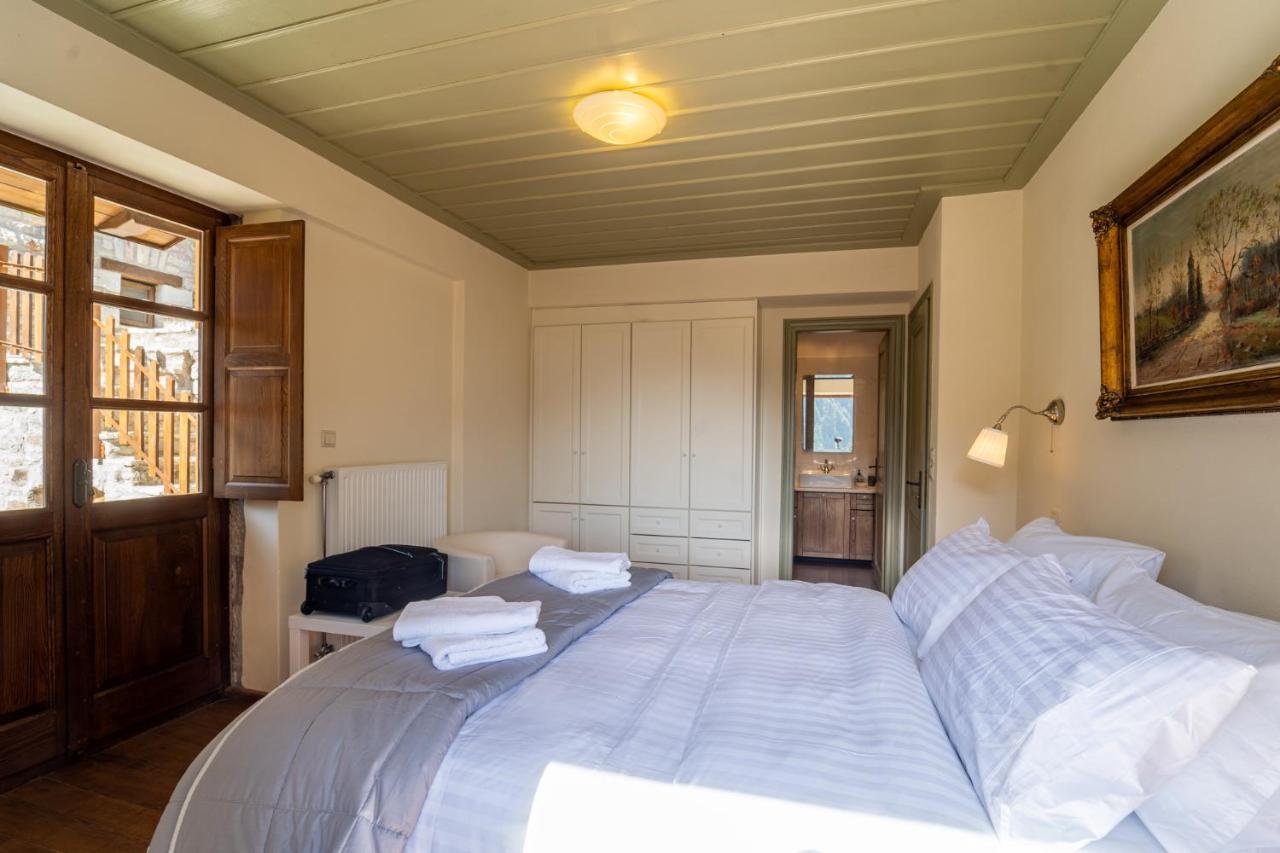 Maisonette Korfes-Κορφές-Μ Δύο Αυτόνομοι Όρoφοι Της Βίλας Κορφές Για Οικογένειες Και Μικρές Παρέες Karpenísion Extérieur photo