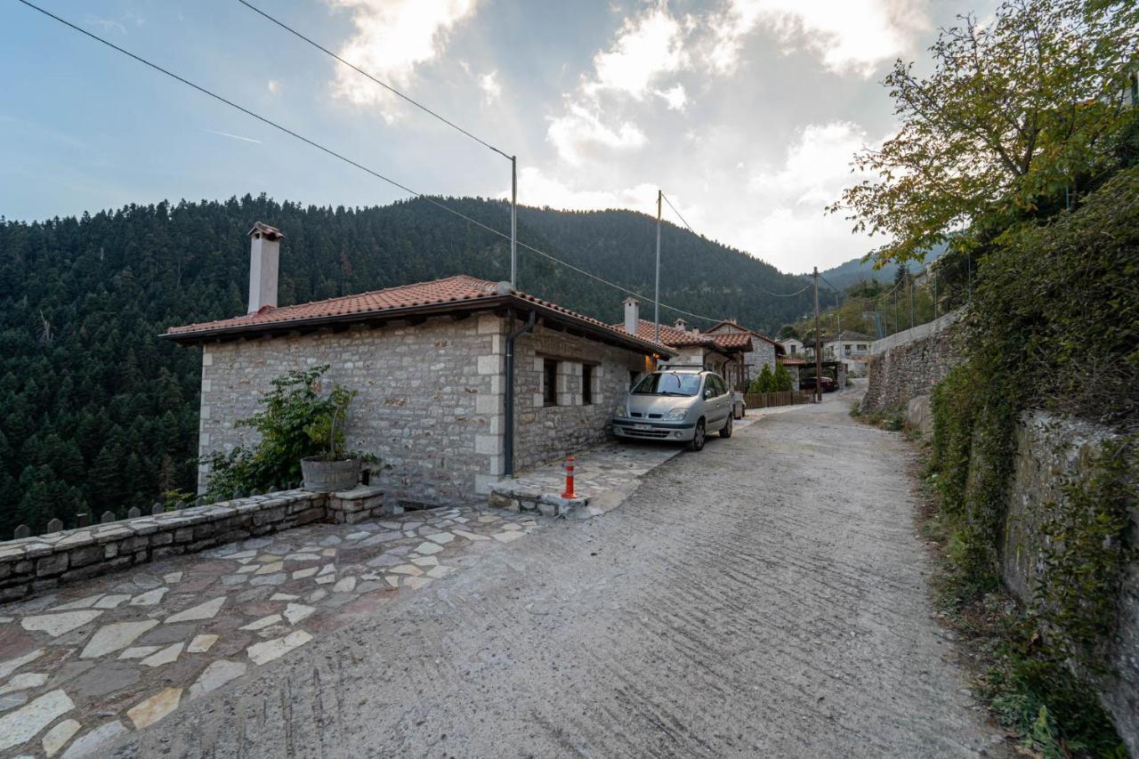 Maisonette Korfes-Κορφές-Μ Δύο Αυτόνομοι Όρoφοι Της Βίλας Κορφές Για Οικογένειες Και Μικρές Παρέες Karpenísion Extérieur photo